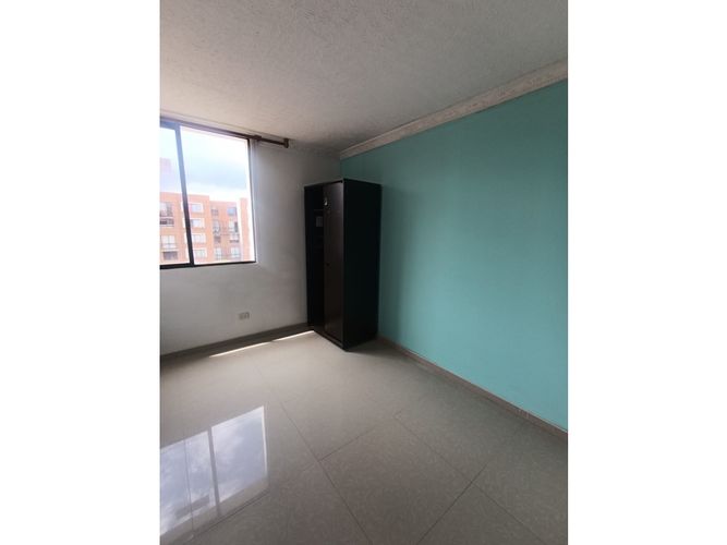 Apartamento de 3 alcobas en venta en Conjunto Residencial Prados Reserva De Madrid, Madrid, 55 m² · foto 13 de 24
