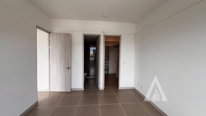 Apartamento de 2 alcobas en arriendo en Colombia, Medellín, 91 m² · foto 2 de 24