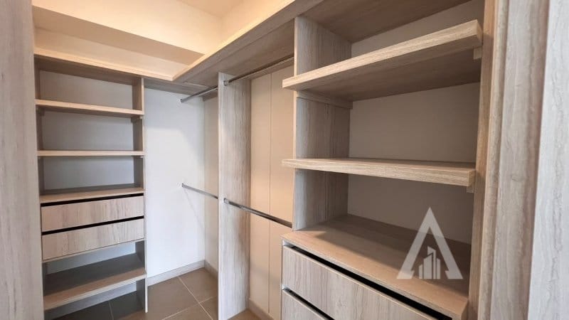 Apartamento de 2 alcobas en arriendo en Colombia, Medellín, 91 m² · foto 4 de 24