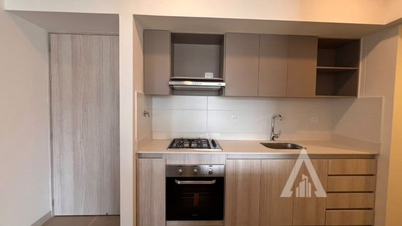 Apartamento de 2 alcobas en arriendo en Colombia, Medellín, 91 m² · foto 10 de 24