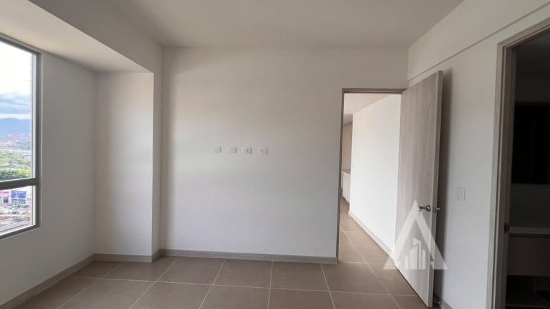 Apartamento de 2 alcobas en arriendo en Colombia, Medellín, 91 m² · foto 24 de 24