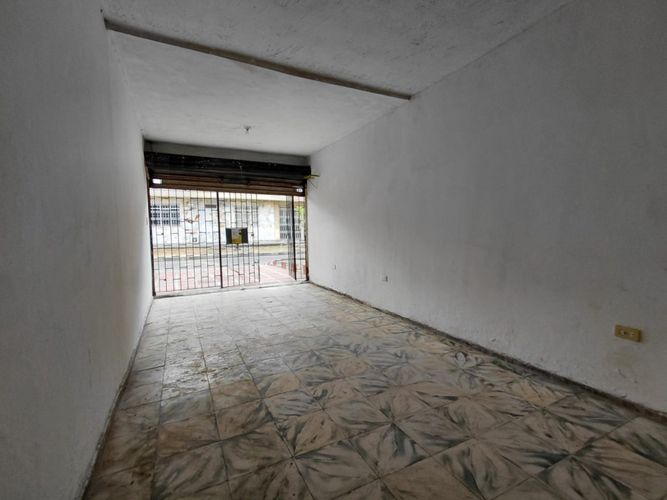Local en arriendo en El Trebol, Cali, 35 m² · foto 10 de 18