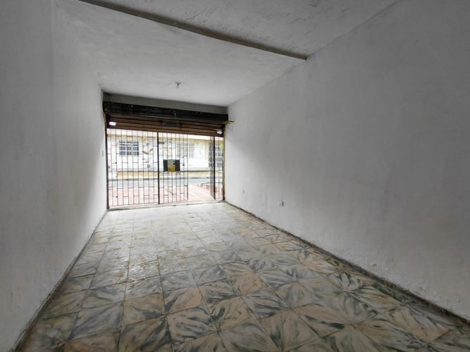 Local en arriendo en El Trebol, Cali, 35 m² · foto 11 de 18