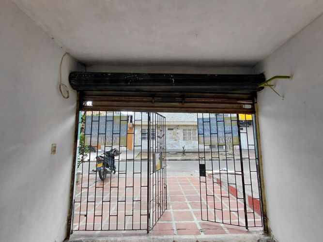 Local en arriendo en El Trebol, Cali, 35 m² · foto 14 de 18