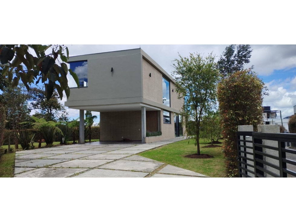 Casa en Arriendo en Escobero, Envigado