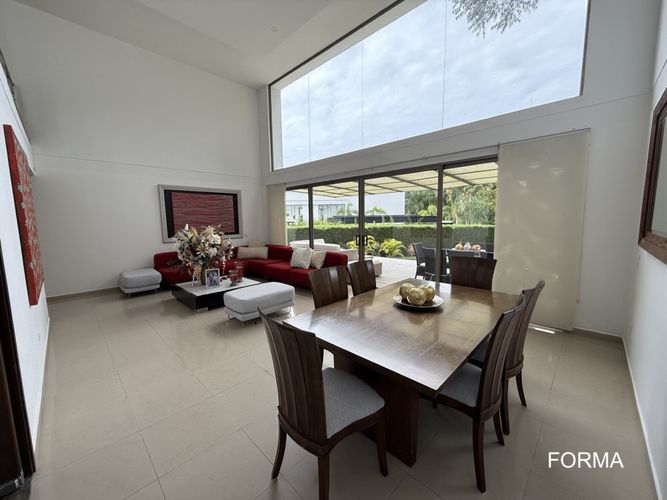 Casa de 4 alcobas en venta en Cerro Azul Del Vergel, Ibagué, 285 m² · foto 6 de 24