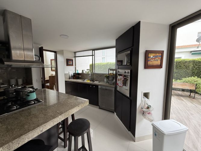 Casa de 4 alcobas en venta en Cerro Azul Del Vergel, Ibagué, 285 m² · foto 8 de 24