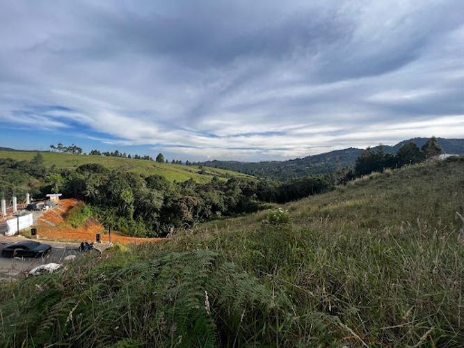 Lote en venta en Loma Del Esmeraldal, Envigado, 1897 m² · foto 2 de 9