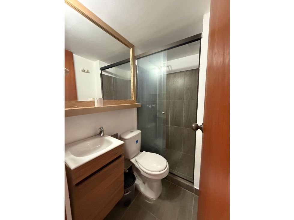 Apartamento en venta en Los Colores, Medellín · foto 12 de 17
