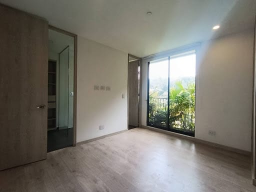 Apartamento de 2 alcobas en arriendo en Vía Las Palmas, Medellín, 91 m² · foto 13 de 22