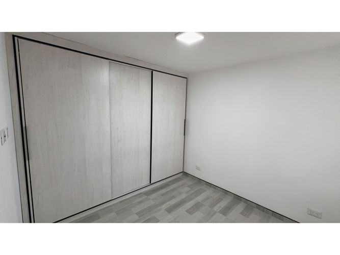 Apartamento de 2 alcobas en arriendo en La Prosperidad, Madrid, 47 m² · foto 22 de 24