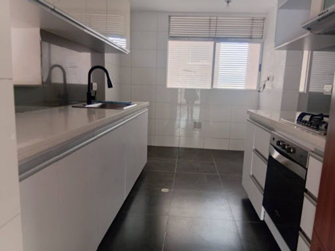 Apartamento de 3 alcobas en venta en La Felicidad, Bogotá, 140 m² · foto 6 de 17