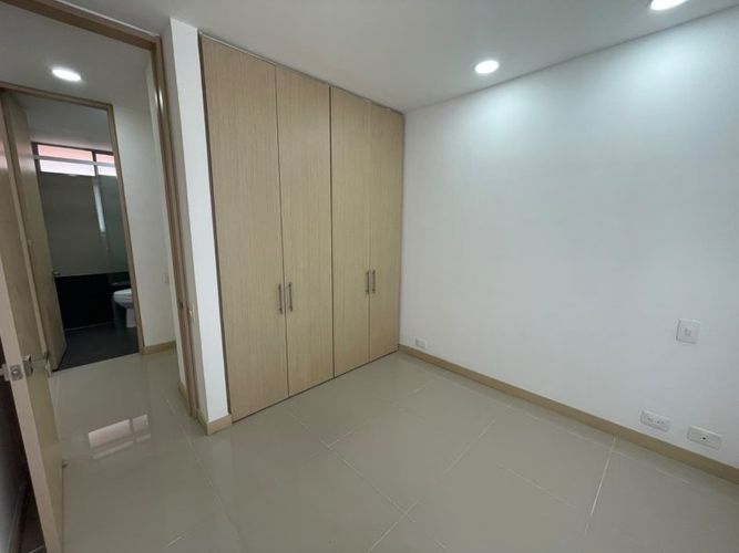 Apartamento de 20 alcobas en arriendo en Jardines, Envigado, 98 m² · foto 9 de 13