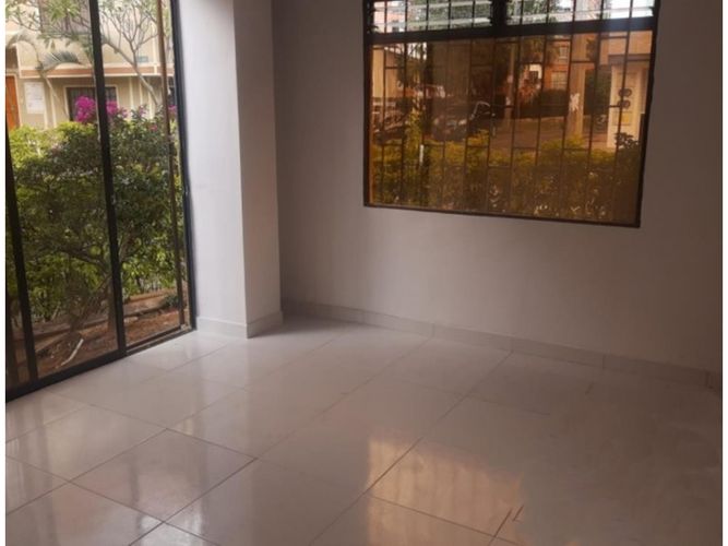 Casa de 4 alcobas en venta en Belén Aliadas, Medellín, 186 m² · foto 2 de 24