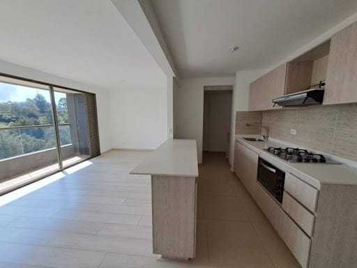 Apartamento de 2 alcobas en venta en Rionegro, 66 m² · foto 2 de 15