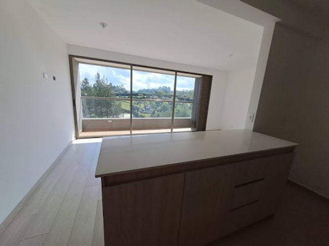 Apartamento de 2 alcobas en venta en Rionegro, 66 m² · foto 4 de 15