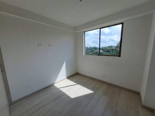 Apartamento de 2 alcobas en venta en Rionegro, 66 m² · foto 10 de 15