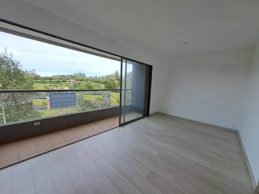 Apartamento de 2 alcobas en venta en Rionegro, 66 m² · foto 1 de 13