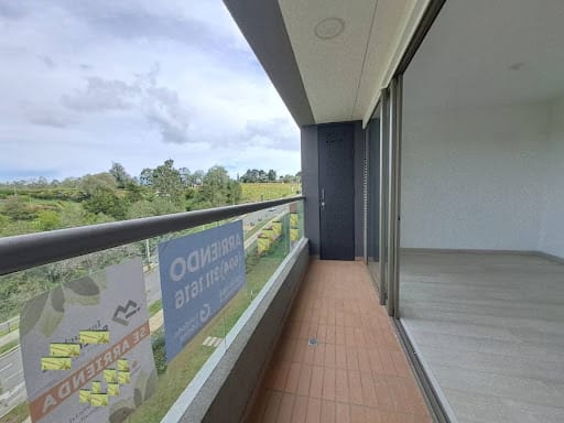 Apartamento de 2 alcobas en venta en Rionegro, 66 m² · foto 3 de 13