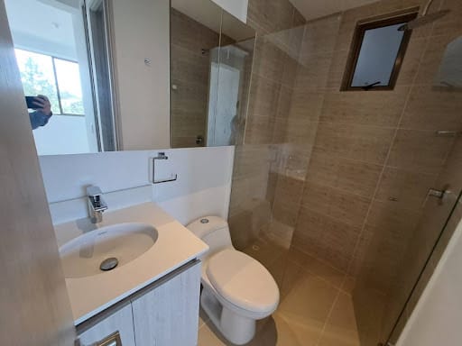 Apartamento de 2 alcobas en venta en Rionegro, 66 m² · foto 9 de 13