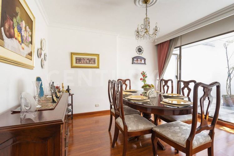 Apartamento en venta en Navarra, Bogotá · foto 2 de 17