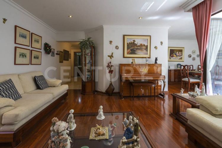 Apartamento en venta en Navarra, Bogotá · foto 4 de 17