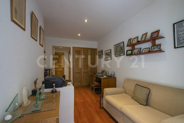 Apartamento en venta en Navarra, Bogotá · foto 11 de 17