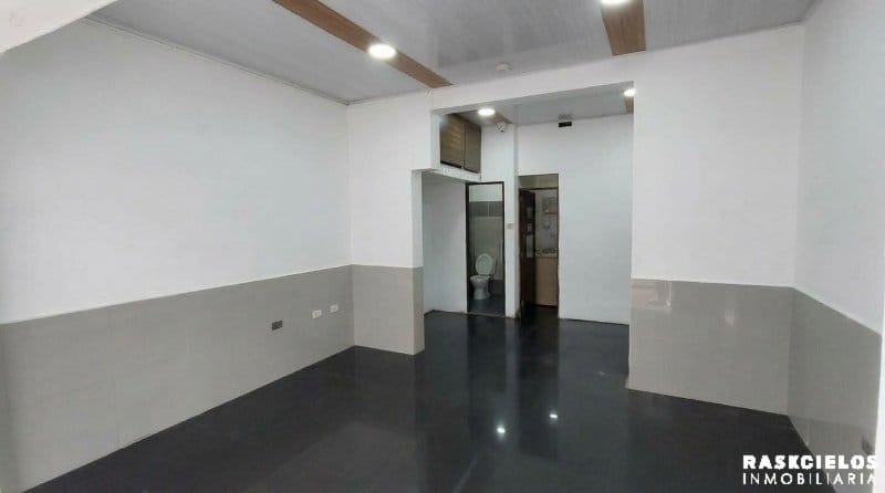 Local en arriendo en Sevilla, Medellín, 31 m² · foto 2 de 15