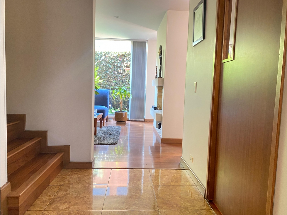 Casa en venta en Iberia, Bogotá · foto 2 de 24