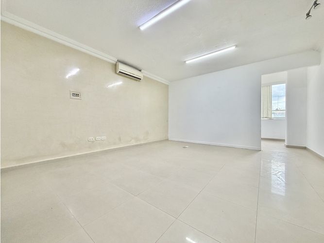 Oficina en venta en Centro, Bucaramanga, 32 m² · foto 3 de 15