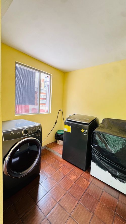 Apartaestudio en venta en Chapinero, Bogotá, 30 m² · foto 10 de 14
