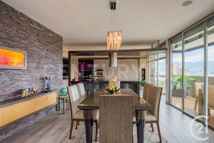 Apartamento de 3 alcobas en venta en Alejandría, Medellín, 223 m² · foto 11 de 23