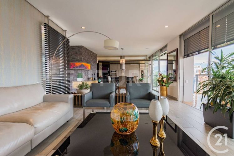 Apartamento de 3 alcobas en venta en Alejandría, Medellín, 223 m² · foto 15 de 23