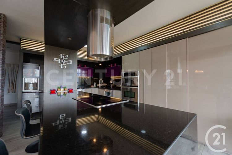 Apartamento de 3 alcobas en venta en Alejandría, Medellín, 223 m² · foto 18 de 23