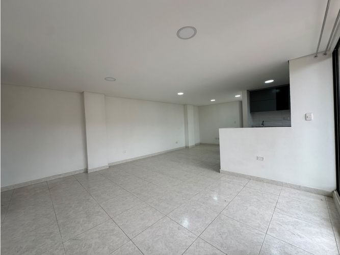 Apartamento de 3 alcobas en venta en Sietetrojes, Funza, 96 m² · foto 2 de 18