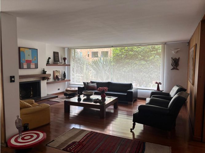 Casa de 5 alcobas en venta en Chapinero, Bogotá, 420 m² · foto 4 de 18