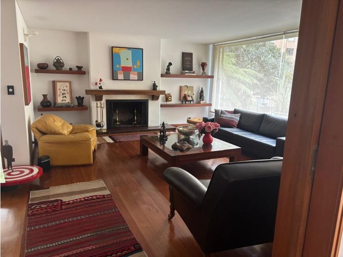 Casa de 5 alcobas en venta en Chapinero, Bogotá, 420 m² · foto 5 de 18
