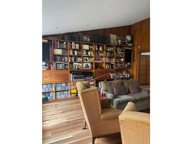 Casa de 5 alcobas en venta en Chapinero, Bogotá, 420 m² · foto 10 de 18