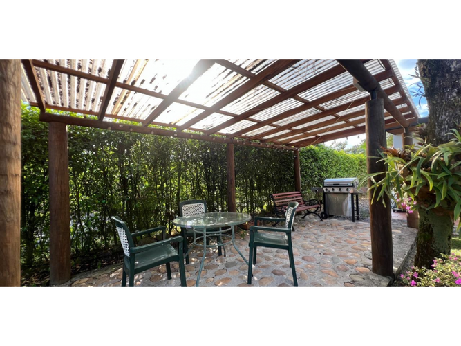 Casa de 4 alcobas en venta en 20 De Julio, Villavicencio, 400 m² · foto 11 de 23