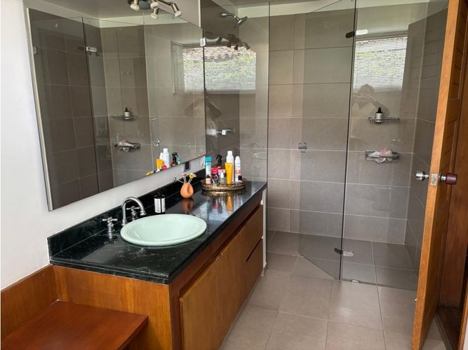 Casa de 5 alcobas en venta en Chapinero, Bogotá, 420 m² · foto 15 de 18