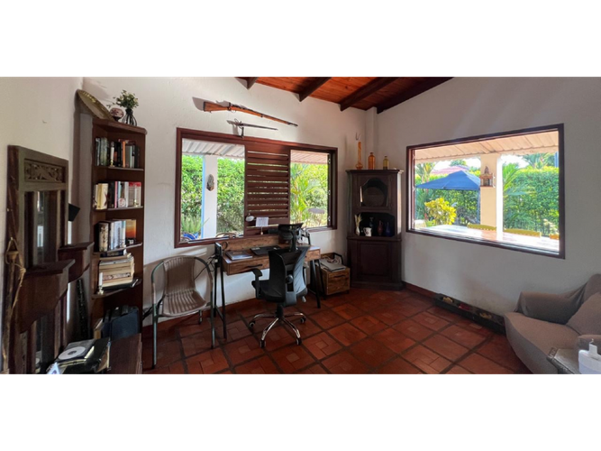 Casa de 4 alcobas en venta en 20 De Julio, Villavicencio, 400 m² · foto 14 de 23
