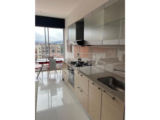 Apartaestudio en venta en Chicó Navarra, Bogotá, 61 m² · foto 2 de 7