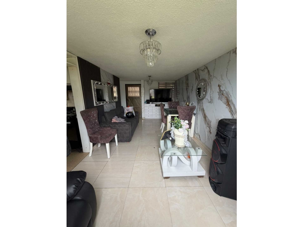Apartamento de 3 habitaciones en venta en Troncal, Cali — imagen 1 de 9