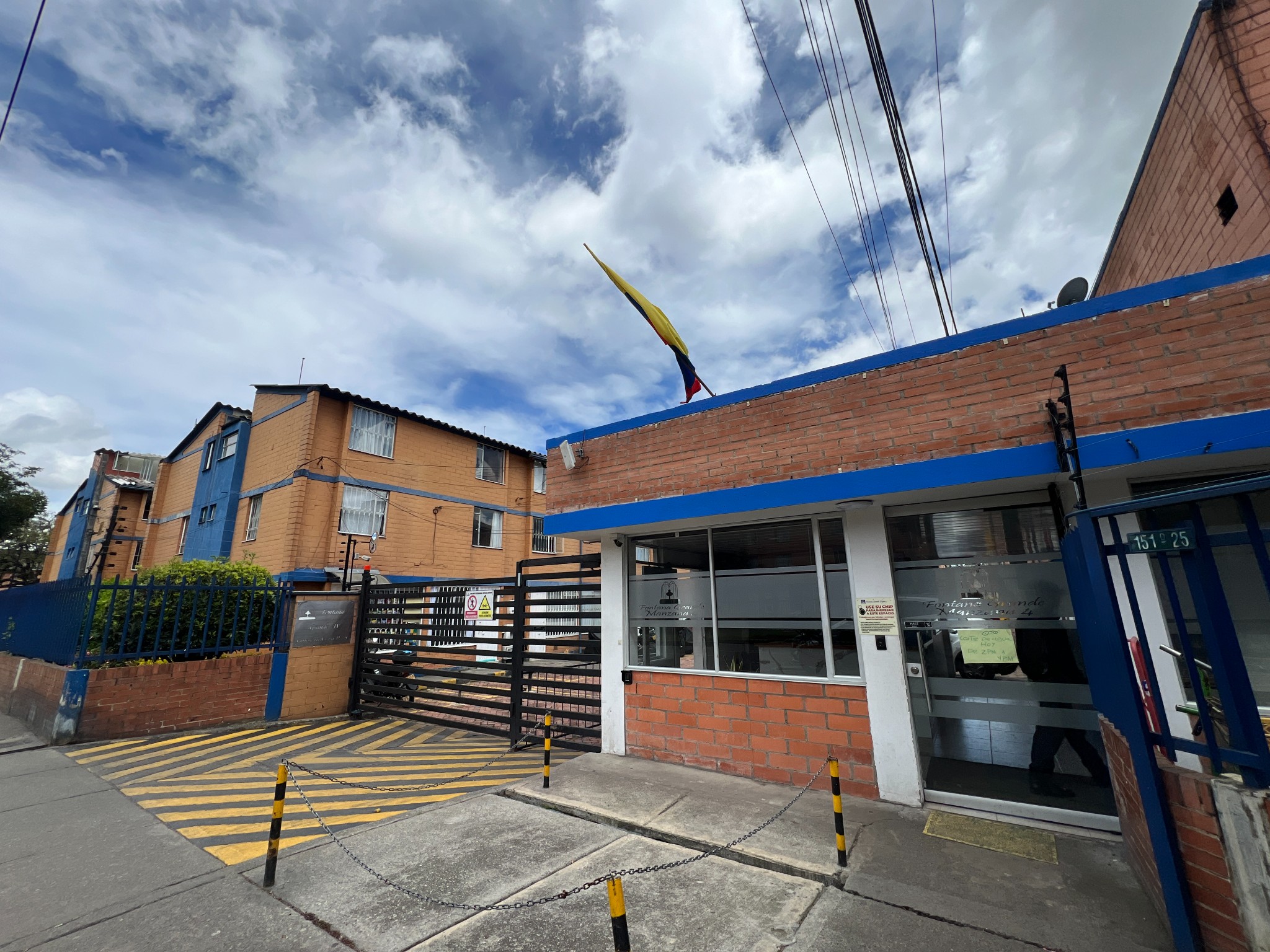 Casa en venta en Plaza Imperial Centro Comercial, Bogotá · foto 2 de 13