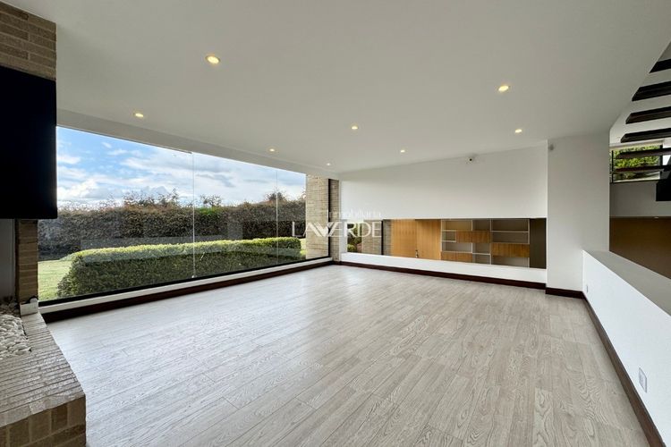 Casa de 4 alcobas en arriendo en Yerbabuena, Sopó, 500 m² · foto 9 de 24