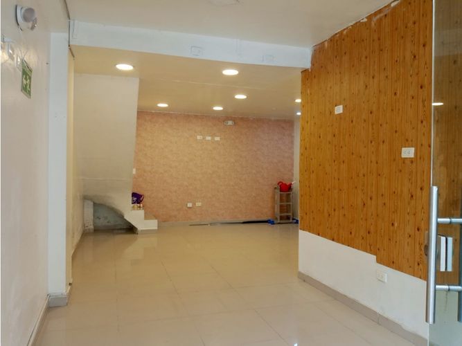 Local en arriendo en La Paz, Envigado, 38 m² · foto 6 de 7