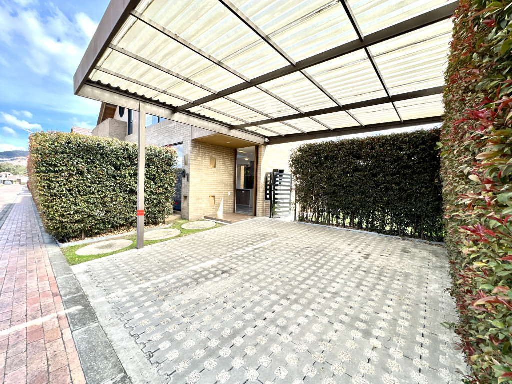 Casa en venta en La Estacion, Cajicá · foto 2 de 24