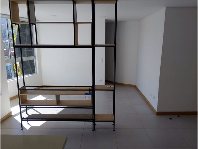 Apartaestudio en venta en Bombona No.1, Medellín, 37 m² · foto 6 de 12