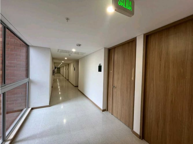 Consultorio en arriendo en Los Pinos, Medellín, 35 m² · foto 10 de 13