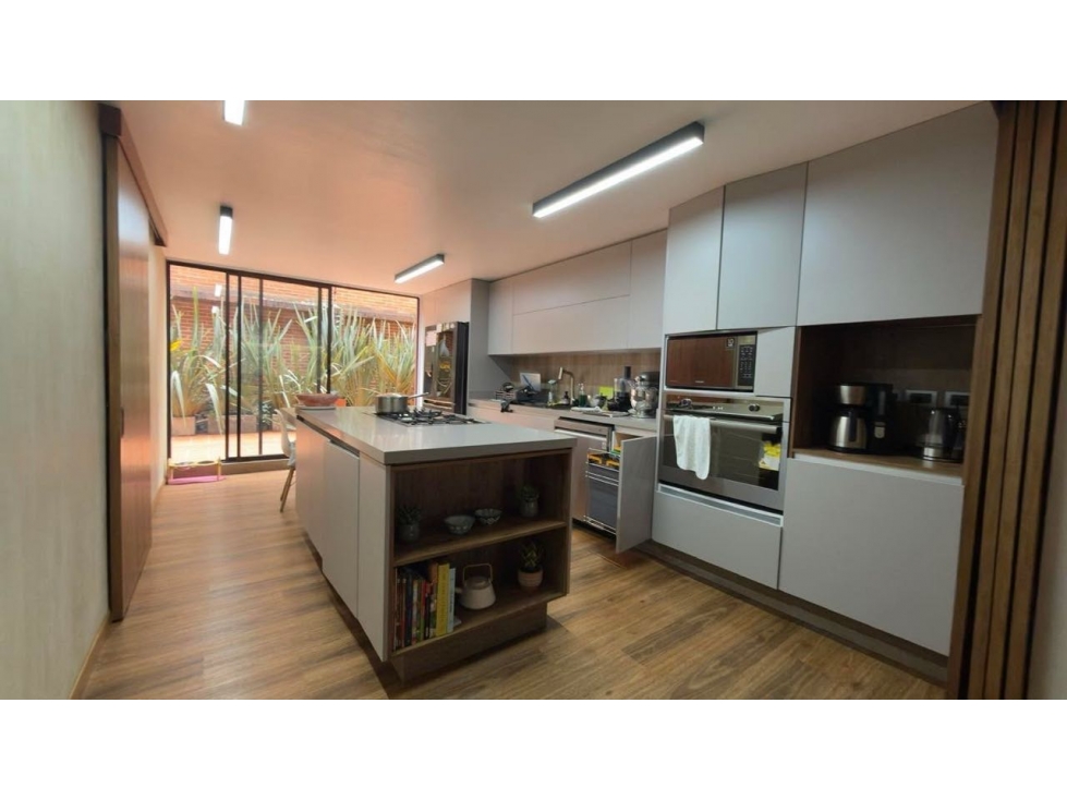 Apartamento en venta en Chicó Navarra, Bogotá · foto 6 de 15